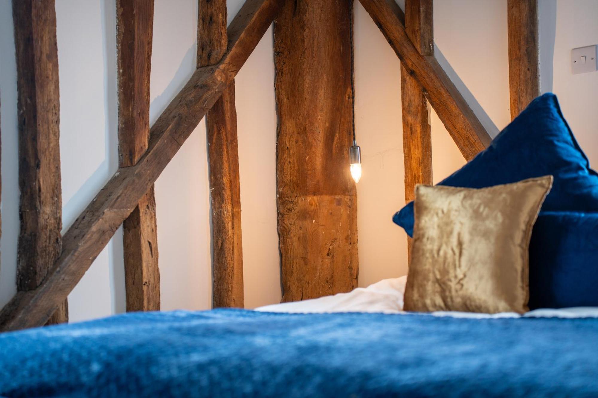 The Barn At Chart Hills Bed & Breakfast Biddenden Bagian luar foto